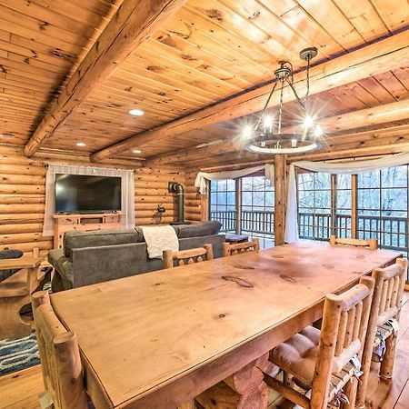 Spacious Cabin With Decks Near Saratoga Springs Middle Grove Экстерьер фото
